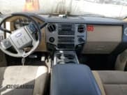 ✅ 2015 Ford F-250 XLT • VIN: 1FT7W2B69FEC75520 • Lot: 89666945. Wystawiony na Copart z przebiegiem Nie podano. Bezpłatny archiwum sprzedaży aukcyjnych z USA i szczegółowy raport historii pojazdu na DreamBid. Zdjęcie 8.