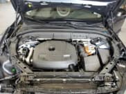 ✅ 2024 Volvo XC60 Plus Dark Theme • VIN: YV4H60DL7R1897988 • Lot: 61761455. Listed on Copart with 10,542 mi. Free auction sales archive from the USA and detailed vehicle history report at DreamBid. Image 12.