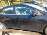 ✅ 2015 Toyota Corolla LE • VIN: 2T1BURHE0FC394194 • Lot: 43404937. Wystawiony na IAAI z przebiegiem 184 062 mil. Bezpłatny archiwum sprzedaży aukcyjnych z USA i szczegółowy raport historii pojazdu na DreamBid. Zdjęcie 13.