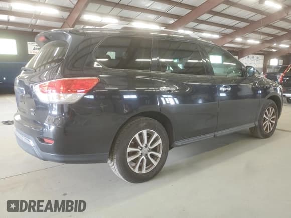 ✅ 2015 Nissan Pathfinder SV • VIN: 5N1AR2MM2FC639017 • Lot: 55465425. Listed on Copart with 127,774 mi. Free auction sales archive from the USA and detailed vehicle history report at DreamBid. Image 3.