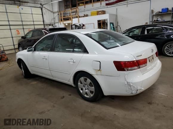 ✅ 2008 Hyundai Sonata GLS • VIN: 5NPET46C18H351519 • Лот: 76898064. Опубликован ранее на Copart с пробегом 198 148 миль. Бесплатный доступ к архиву аукционных продаж из США и подробный отчёт об истории автомобиля на DreamBid. Изображение 2.