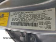 ✅ 2002 Lexus RX 300 • VIN: JTJGF10U120129077 • Lot: 43148563. Wystawiony na IAAI z przebiegiem 228 911 mil. Bezpłatny archiwum sprzedaży aukcyjnych z USA i szczegółowy raport historii pojazdu na DreamBid. Zdjęcie 9.