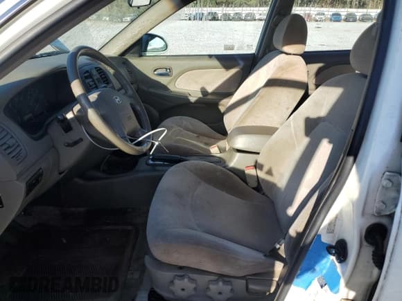 ✅ 2005 Hyundai Sonata GL • VIN: KMHWF25S25A145133 • Лот: 77560394. Опубликован ранее на Copart с пробегом 83 660 миль. Бесплатный доступ к архиву аукционных продаж из США и подробный отчёт об истории автомобиля на DreamBid. Изображение 7.