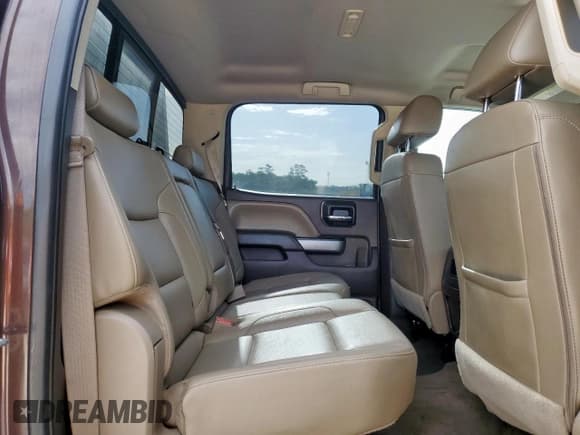 ✅ 2016 Chevrolet Silverado 2500HD LTZ • VIN: 1GC1KWE87GF132342 • Lot: 63491245. Wystawiony na Copart z przebiegiem 330 596 mil. Bezpłatny archiwum sprzedaży aukcyjnych z USA i szczegółowy raport historii pojazdu na DreamBid. Zdjęcie 10.