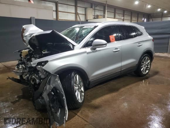 ✅ 2017 Lincoln MKC Reserve • VIN: 5LMCJ3C95HUL16691 • Lot: 60919875. Wystawiony na Copart z przebiegiem 100 130 mil. Bezpłatny archiwum sprzedaży aukcyjnych z USA i szczegółowy raport historii pojazdu na DreamBid. Zdjęcie 1.