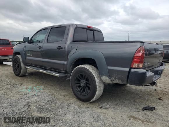 ✅ 2014 Toyota Tacoma PreRunner • VIN: 5TFJX4GN0EX028078 • Lot: 71799245. Listed on Copart with 200,395 mi. Free auction sales archive from the USA and detailed vehicle history report at DreamBid. Image 2.