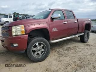 ✅ 2013 Chevrolet Silverado 2500HD LT • VIN: 1GC1KXC88DF221924 • Lot: 70194175. Wystawiony na Copart z przebiegiem 272 346 mil. Bezpłatny archiwum sprzedaży aukcyjnych z USA i szczegółowy raport historii pojazdu na DreamBid. Zdjęcie 1.