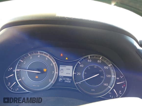 ✅ 2014 Infiniti QX80 • VIN: JN8AZ2NE9E9064040 • Lot: 43014644. Listed on IAAI with 141,766 mi. Free auction sales archive from the USA and detailed vehicle history report at DreamBid. Image 7.