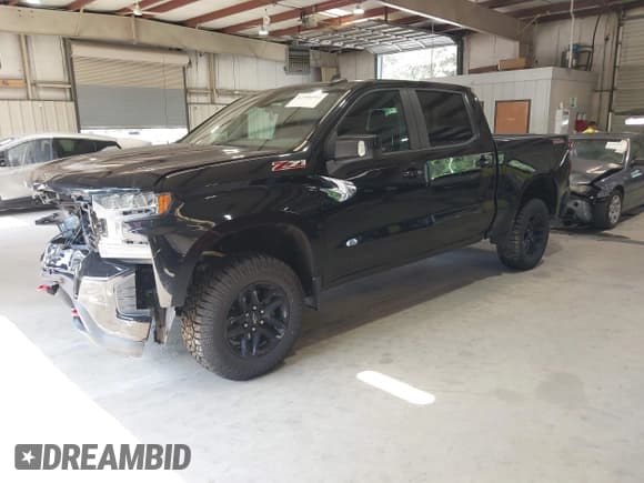✅ 2019 Chevrolet Silverado 1500 LT Trail Boss • VIN: 1GCPYFED3KZ184404 • Лот: 42590392. Опубликован ранее на IAAI с пробегом 131 374 миль. Бесплатный доступ к архиву аукционных продаж из США и подробный отчёт об истории автомобиля на DreamBid. Изображение 2.