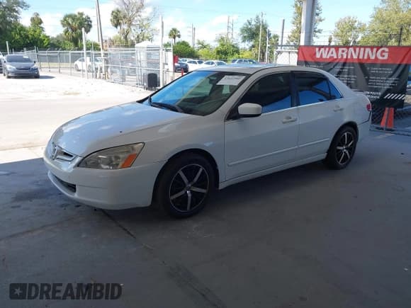 ✅ 2003 Honda Accord EX • VIN: JHMCM56653C060934 • Lot: 43642902. Wystawiony na IAAI z przebiegiem 282 075 mil. Bezpłatny archiwum sprzedaży aukcyjnych z USA i szczegółowy raport historii pojazdu na DreamBid. Zdjęcie 2.