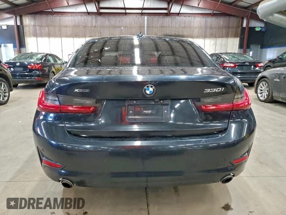 ✅ 2020 BMW 3 Series 330i xDrive • VIN: 3MW5R7J01L8B45767 • Lot: 96759695. Listed on Copart with 121,184 mi. Free auction sales archive from the USA and detailed vehicle history report at DreamBid. Image 6.