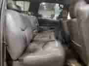 2003 Chevrolet Suburban Z71 с VIN 3GNFK16Z03G157602, выставлен на аукционе Copart как лот 82706314 с пробегом Не указан миль и Чистый • Clean title. История ставок и продаж доступна на DreamBid. Изображение 11.