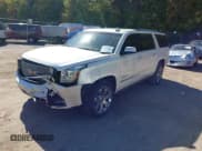 ✅ 2015 GMC Yukon XL Denali • VIN: 1GKS1JKJ8FR741300 • Лот: 43492859. Опубликован ранее на IAAI с пробегом 202 694 миль. Бесплатный доступ к архиву аукционных продаж из США и подробный отчёт об истории автомобиля на DreamBid. Изображение 17.