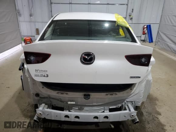 ✅ 2022 Mazda 3 Select • VIN: 3MZBPABL5NM315119 • Lot: 49820265. Listed on Copart with 42,543 mi. Free auction sales archive from the USA and detailed vehicle history report at DreamBid. Image 6.