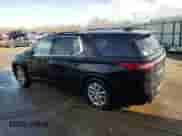 2018 Chevrolet Traverse LT Cloth z VIN 1GNERGKW8JJ165478, wystawiony jako Copart lot #43942435 z przebiegiem 71 645 mil mil oraz Szkoda całkowita • Salvage title. Historia ofert i sprzedaży dostępna na DreamBid. Obrazek 2.