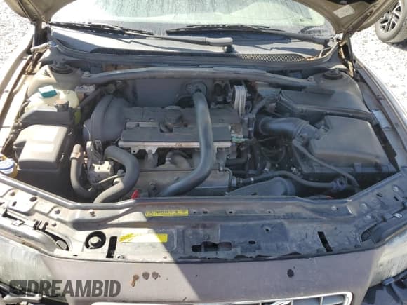 ✅ 2003 Volvo V70 XC70 • VIN: YV1SZ59H331112997 • Лот: 69465994. Опубликован ранее на Copart с пробегом Не указан. Бесплатный доступ к архиву аукционных продаж из США и подробный отчёт об истории автомобиля на DreamBid. Изображение 11.