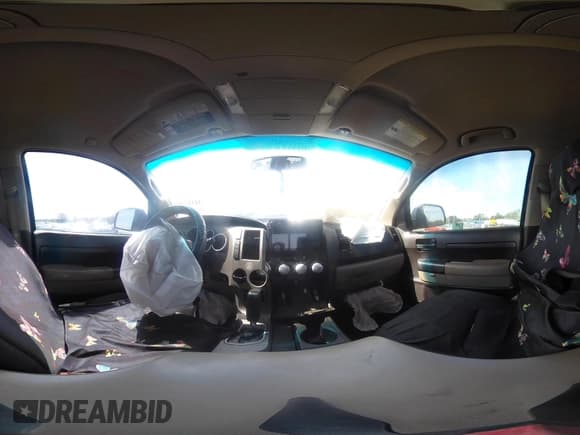 ✅ 2010 Toyota Tundra • VIN: 5TFRY5F18AX086292 • Lot: 42112200. Listed on IAAI with 306,701 mi. Free auction sales archive from the USA and detailed vehicle history report at DreamBid. Image 18.