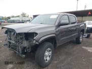 ✅ 2017 Toyota Tacoma SR5 • VIN: 5TFCZ5ANXHX068285 • Lot: 43492750. Wystawiony na IAAI z przebiegiem 103 976 mil. Bezpłatny archiwum sprzedaży aukcyjnych z USA i szczegółowy raport historii pojazdu na DreamBid. Zdjęcie 2.