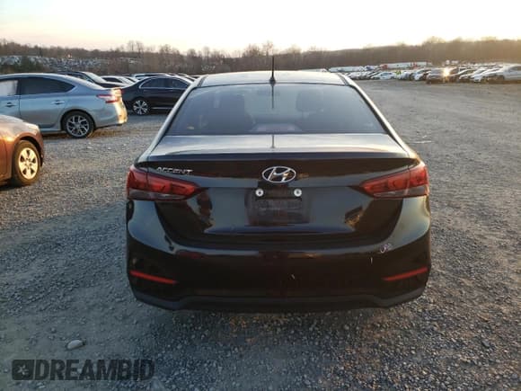 ✅ 2018 Hyundai Accent SEL • VIN: 3KPC24A31JE031676 • Лот: 80971244. Опубликован ранее на Copart с пробегом 134 034 миль. Бесплатный доступ к архиву аукционных продаж из США и подробный отчёт об истории автомобиля на DreamBid. Изображение 6.