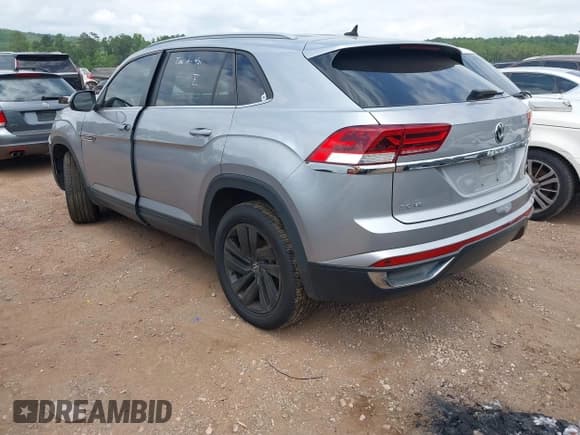 ✅ 2020 Volkswagen Atlas SE • VIN: 1V21E2CA4LC210687 • Лот: 42382775. Опубликован ранее на IAAI с пробегом 62 199 миль. Бесплатный доступ к архиву аукционных продаж из США и подробный отчёт об истории автомобиля на DreamBid. Изображение 3.