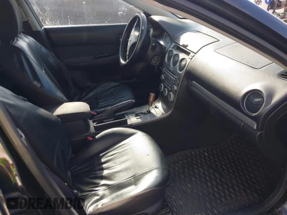 ✅ 2005 Mazda 6 Sport S • VIN: 1YVHP84D555M57112 • Лот: 42967832. Опубликован ранее на IAAI с пробегом 182 873 миль. Бесплатный доступ к архиву аукционных продаж из США и подробный отчёт об истории автомобиля на DreamBid. Изображение 5.