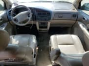 ✅ 2000 Toyota Sienna LE • VIN: 4T3ZF13C2YU286474 • Lot: 74230384. Listed on Copart with 118,988 mi. Free auction sales archive from the USA and detailed vehicle history report at DreamBid. Image 8.