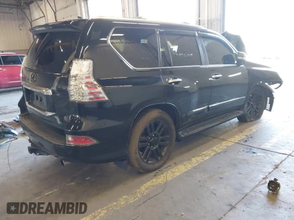 ✅ 2015 Lexus GX 460 Luxury • VIN: JTJJM7FX9F5114903 • Lot: 43566587. Wystawiony na IAAI z przebiegiem 93 384 mil. Bezpłatny archiwum sprzedaży aukcyjnych z USA i szczegółowy raport historii pojazdu na DreamBid. Zdjęcie 4.