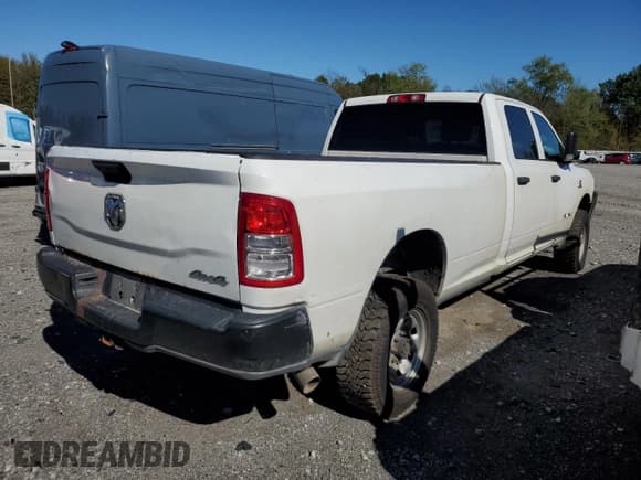 ✅ 2019 Ram 2500 Tradesman • VIN: 3C6UR5HL2KG566301 • Лот: 85505005. Опубликован ранее на Copart с пробегом 181 651 миль. Бесплатный доступ к архиву аукционных продаж из США и подробный отчёт об истории автомобиля на DreamBid. Изображение 3.