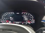 ✅ 2023 BMW M5 • VIN: WBS83CH00PCL75372 • Lot: 42670038. Wystawiony na IAAI z przebiegiem 10 614 mil. Bezpłatny archiwum sprzedaży aukcyjnych z USA i szczegółowy raport historii pojazdu na DreamBid. Zdjęcie 7.