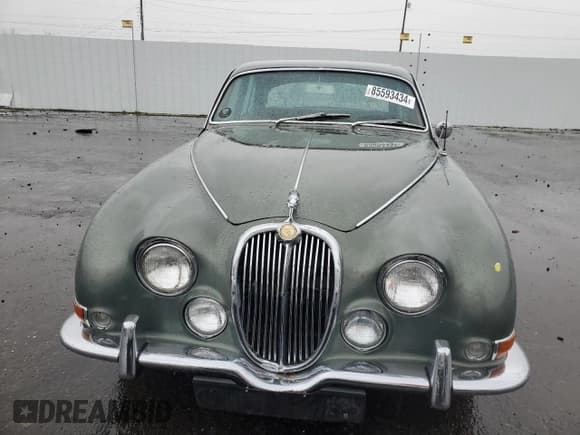 ✅ 1965 Jaguar S-Type • VIN: P1B76828BW • Lot: 85593434. Listed on Copart with 1,886 mi. Free auction sales archive from the USA and detailed vehicle history report at DreamBid. Image 5.