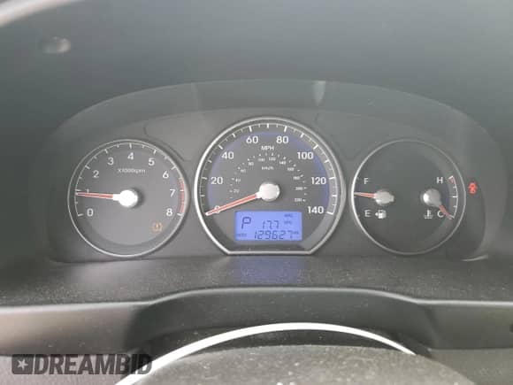 2012 Hyundai Santa Fe GLS with VIN 5XYZG3AB3CG138294, listed as a Copart auction lot 70287024 with 129,627 mi miles and Salvage title. Bid and sale history available at DreamBid. Image 9.