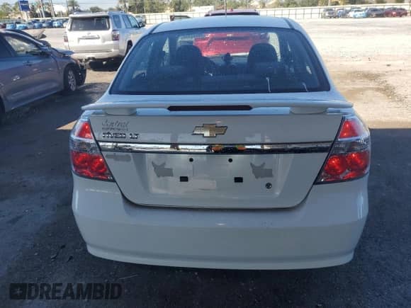 2009 Chevrolet Aveo 1LT with VIN KL1TD56E49B608565, listed as a Copart auction lot 90662455 with 48,984 mi miles and Salvage title. Bid and sale history available at DreamBid. Image 6.
