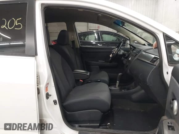 ✅ 2008 Nissan Versa S • VIN: 3N1BC13E68L390147 • Лот: 43663205. Опубликован ранее на IAAI с пробегом 91 637 миль. Бесплатный доступ к архиву аукционных продаж из США и подробный отчёт об истории автомобиля на DreamBid. Изображение 5.