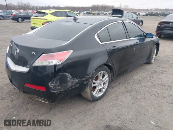 ✅ 2010 Acura TL • VIN: 19UUA8F24AA021680 • Lot: 41727274. Wystawiony na IAAI z przebiegiem 234 027 mil. Bezpłatny archiwum sprzedaży aukcyjnych z USA i szczegółowy raport historii pojazdu na DreamBid. Zdjęcie 4.