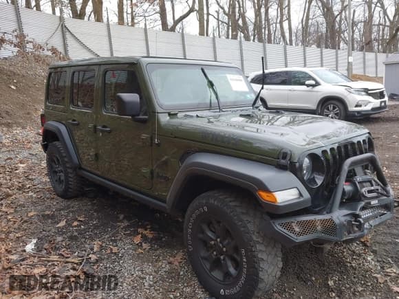 ✅ 2021 Jeep Wrangler Unlimited Willys • VIN: 1C4HJXDNXMW579595 • Lot: 41930989. Wystawiony na IAAI z przebiegiem 32 148 mil. Bezpłatny archiwum sprzedaży aukcyjnych z USA i szczegółowy raport historii pojazdu na DreamBid. Zdjęcie 1.
