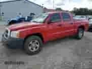 2005 Dodge Dakota ST с VIN 1D7HW28K35S195158, выставлен на аукционе Copart как лот 68875385 с пробегом Не указан миль и Списание • Salvage title. История ставок и продаж доступна на DreamBid. Изображение 1.