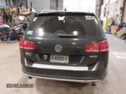 ✅ 2019 Volkswagen Golf S • VIN: 3VWH17AU1KM522501 • Lot: 43425023. Wystawiony na IAAI z przebiegiem 132 656 mil. Bezpłatny archiwum sprzedaży aukcyjnych z USA i szczegółowy raport historii pojazdu na DreamBid. Zdjęcie 16.