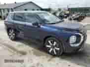 2025 Mitsubishi Outlander SE с VIN JA4J3VA84SZ029362, выставлен на аукционе Copart как лот 81212965 с пробегом 4 881 миль миль и Списание • Salvage title. История ставок и продаж доступна на DreamBid. Изображение 4.