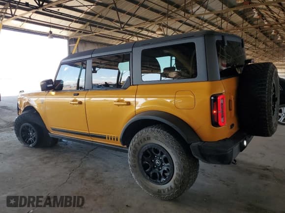 ✅ 2021 Ford Bronco First Edition • VIN: 1FMEE5EP8MLA40630 • Лот: 59660275. Опубликован ранее на Copart с пробегом 56 051 миль. Бесплатный доступ к архиву аукционных продаж из США и подробный отчёт об истории автомобиля на DreamBid. Изображение 2.