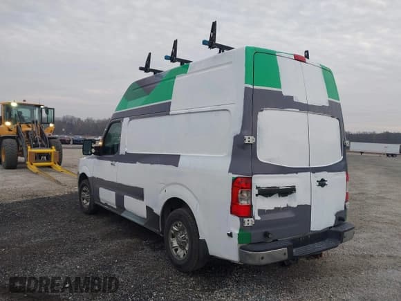 ✅ 2014 Nissan NV Cargo SV • VIN: 1N6AF0LY2EN104565 • Lot: 43709771. Wystawiony na IAAI z przebiegiem 172 034 mil. Bezpłatny archiwum sprzedaży aukcyjnych z USA i szczegółowy raport historii pojazdu na DreamBid. Zdjęcie 3.