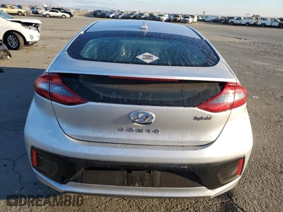 2017 Hyundai Ioniq SEL с VIN KMHC75LCXHU021482, выставлен на аукционе Copart как лот 75909034 с пробегом 65 216 миль миль и Списание • Salvage title. История ставок и продаж доступна на DreamBid. Изображение 6.