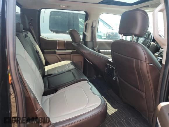 ✅ 2020 Ford F-150 Limited • VIN: 1FTEW1EG5LFC56524 • Lot: 61343645. Wystawiony na Copart z przebiegiem 116 882 mil. Bezpłatny archiwum sprzedaży aukcyjnych z USA i szczegółowy raport historii pojazdu na DreamBid. Zdjęcie 10.