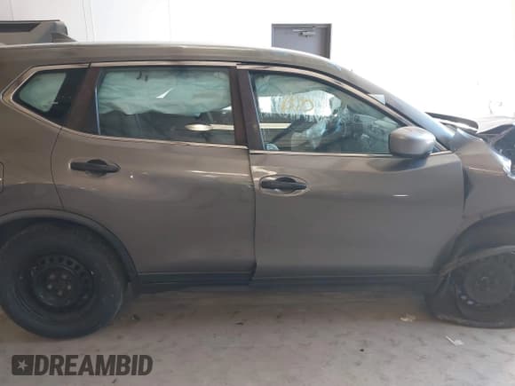 ✅ 2017 Nissan Rogue SV • VIN: KNMAT2MT3HP557211 • Lot: 41630119. Listed on IAAI with 163,367 mi. Free auction sales archive from the USA and detailed vehicle history report at DreamBid. Image 14.