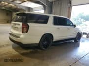 ✅ 2023 Chevrolet Suburban High Country • VIN: 1GNSKGKT3PR482608 • Lot: 62395875. Wystawiony na Copart z przebiegiem 14 382 mil. Bezpłatny archiwum sprzedaży aukcyjnych z USA i szczegółowy raport historii pojazdu na DreamBid. Zdjęcie 3.