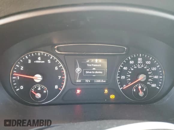 ✅ 2018 Kia Sorento L • VIN: 5XYPG4A35JG412212 • Lot: 86262505. Listed on Copart with 116,818 mi. Free auction sales archive from the USA and detailed vehicle history report at DreamBid. Image 9.