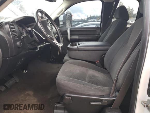 ✅ 2007 Chevrolet Silverado 2500HD 2LT • VIN: 1GCHK29647E582567 • Lot: 79145864. Listed on Copart with Not provided. Free auction sales archive from the USA and detailed vehicle history report at DreamBid. Image 7.