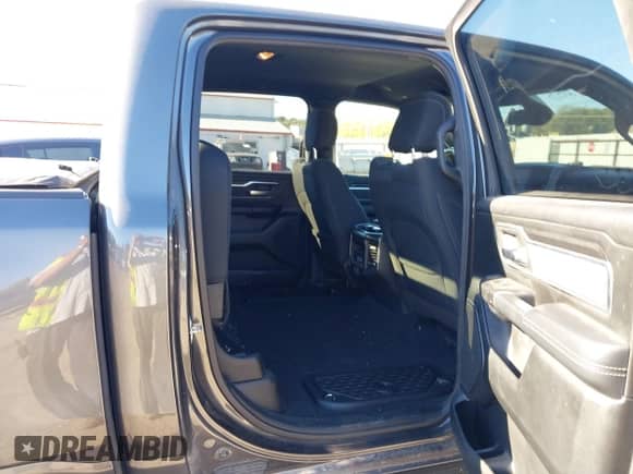 2019 Ram 1500 Big Horn с VIN 1C6SRFFT8KN737821, выставлен на аукционе IAAI как лот 43414268 с пробегом 76 450 миль миль и . История ставок и продаж доступна на DreamBid. Изображение 8.