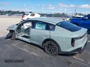 ✅ 2025 Kia K4 GT-Line • VIN: 3KPFW4DEXSE064949 • Лот: 43337783. Опубликован ранее на IAAI с пробегом 2 839 миль. Бесплатный доступ к архиву аукционных продаж из США и подробный отчёт об истории автомобиля на DreamBid. Изображение 3.