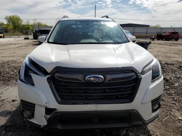✅ 2022 Subaru Forester Limited • VIN: JF2SKANC7NH404144 • Lot: 55749035. Listed on Copart with 33,948 mi. Free auction sales archive from the USA and detailed vehicle history report at DreamBid. Image 5.