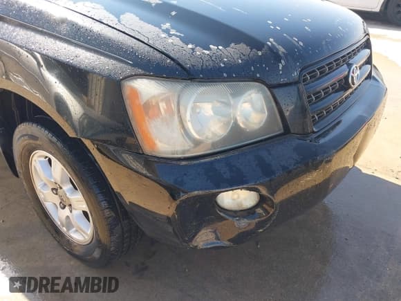 ✅ 2002 Toyota Highlander • VIN: JTEGF21A320031869 • Lot: 43621572. Wystawiony na IAAI z przebiegiem 252 029 mil. Bezpłatny archiwum sprzedaży aukcyjnych z USA i szczegółowy raport historii pojazdu na DreamBid. Zdjęcie 6.